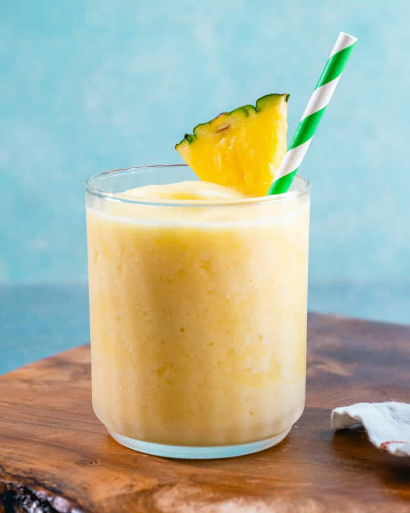 Ultimate Pineapple Smoothie Recipes: Refreshing & Healthy Blends